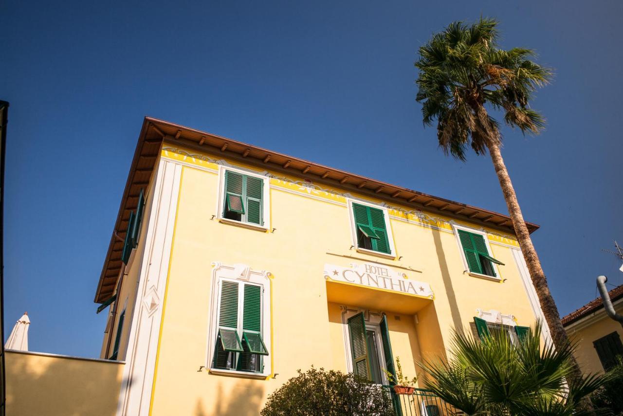 Hotel Cynthia Finale Ligure Eksteriør billede